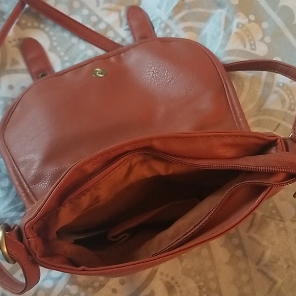 Small Over Shoulder/Crossbody Purse - Picture 4 of 4